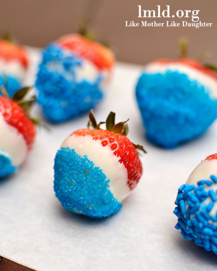 Red, White & Blue Strawberries {Like Mother Like Daughter}