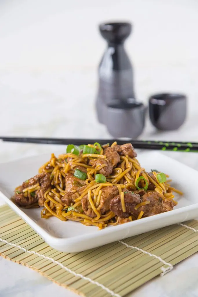 Five Spice Pork Lo Mein - Lo Mein is a classic take out dish, but this takes it up a notch. Chinese Five Spice Powder gives tons of great flavor in this quick and easy dinner!