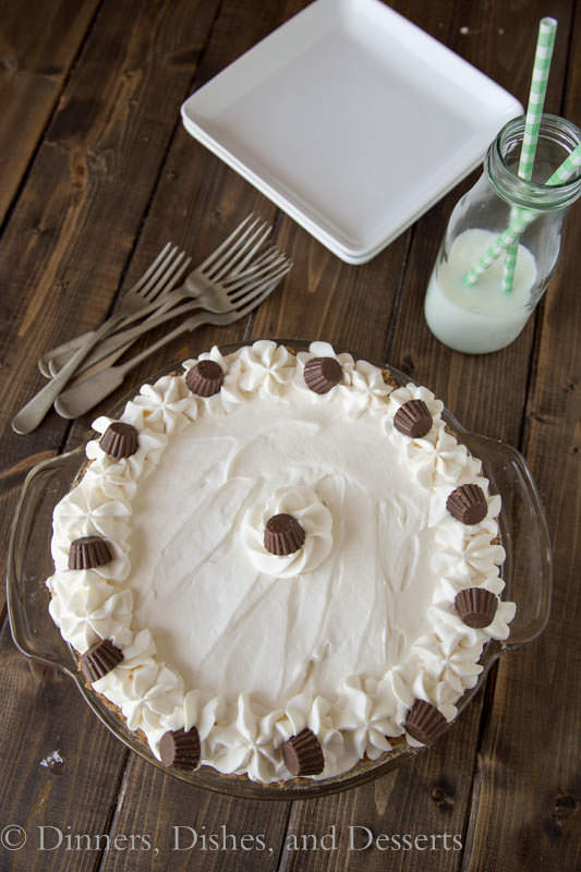 Chocolate Peanut Butter Cream Pie - Rich and creamy peanut butter and chocolate together!