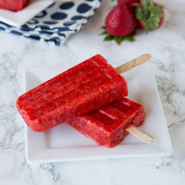 Strawberry Popsicles - use fresh strawberries to make super easy and delicious popsicles to enjoy all summer long.