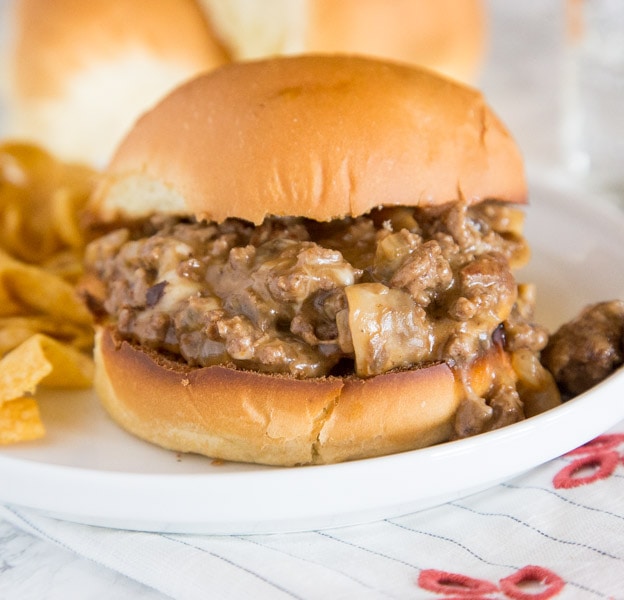 Philly Cheesesteak Sloppy Joes - If you like sloppy Joes and like a Philly cheesesteak sandwich, you are going to love this quick and easy dinner.