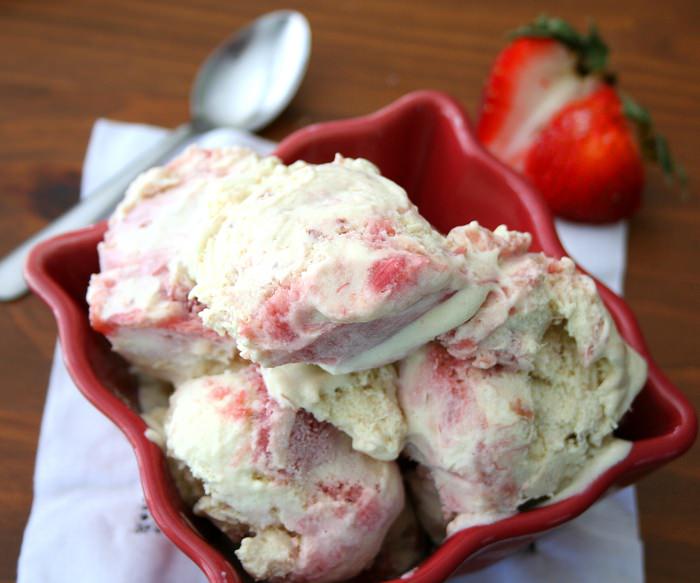 strawberry rhubarb swirl ice cream in a bowl