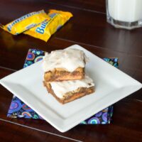 butterfinger blondies on a plate