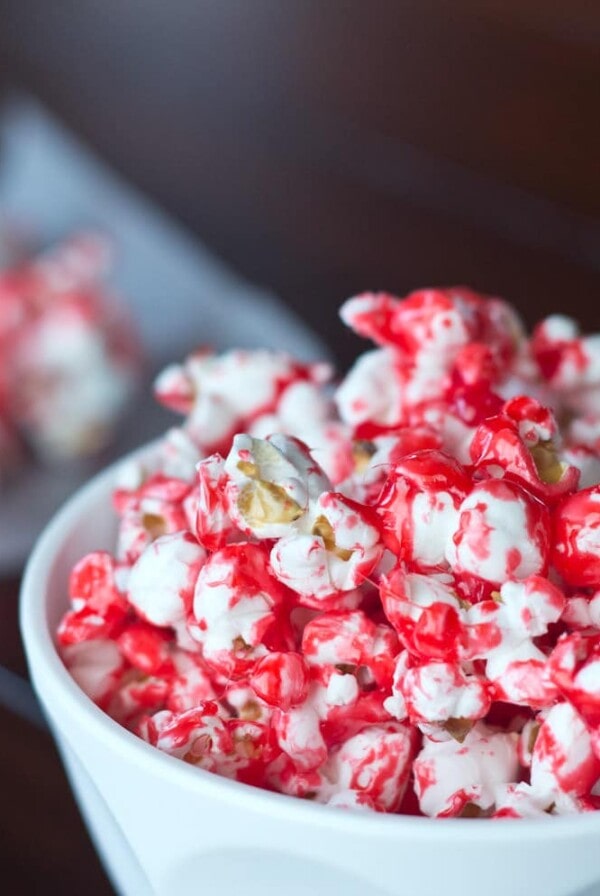 rachel rays cinnamon popcorn in a bowl