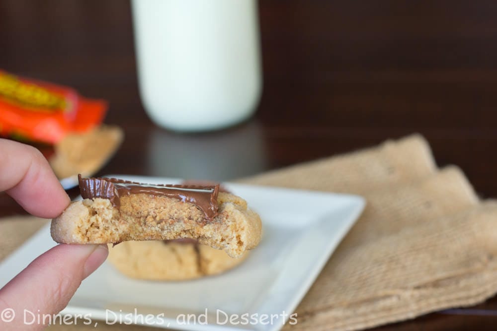 peanut butter blossom cookies on a plate