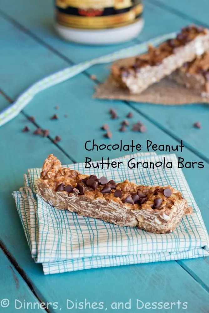 Peanut Butter Granola Bars | @dinnersdishesdessert