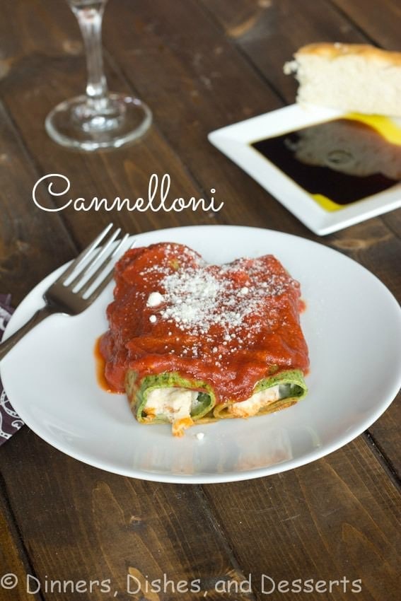 cannelloni with spinach pasta on a plate