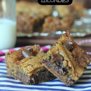 chocolate chunk blondies on a plate