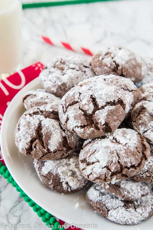 A close up of a plate of chocolate cookies