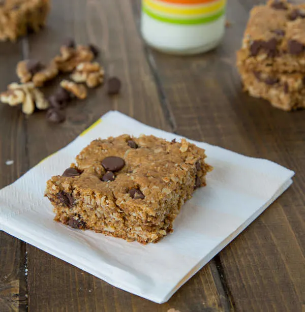 Walnut Chocolate Chip Protein Bars {Dinners, Dishes, and Desserts}