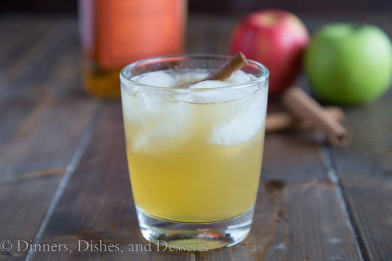 Bourbon Apple Cider {Dinners, Dishes, and Desserts}
