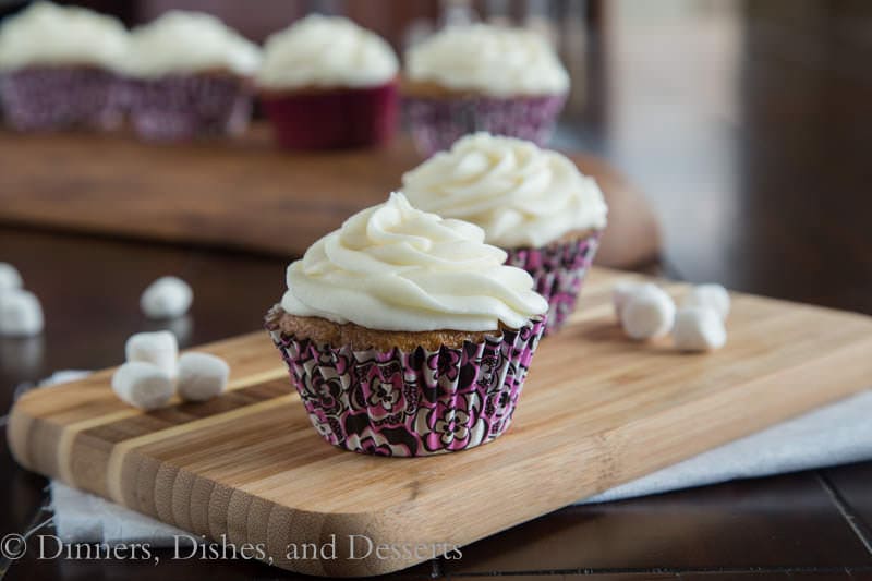 Sweet Potato Cupcakes with Marshmallow Frosting {Dinners, Dishes, and Desserts}