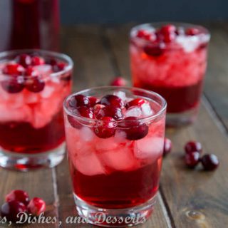 Cranberry Vodka Cocktail {Dinners, Dishes, and Desserts}