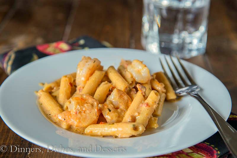 Creamy Sun-dried Tomato Shrimp Pasta {Dinners, Dishes, and Desserts}