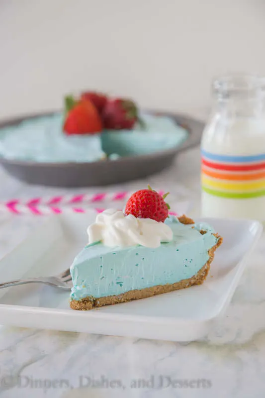 No Bake Kool-Aid Pie - Creamy, cool, and delicious with only 3 ingredients! You can not get easier for a no bake pie this summer!