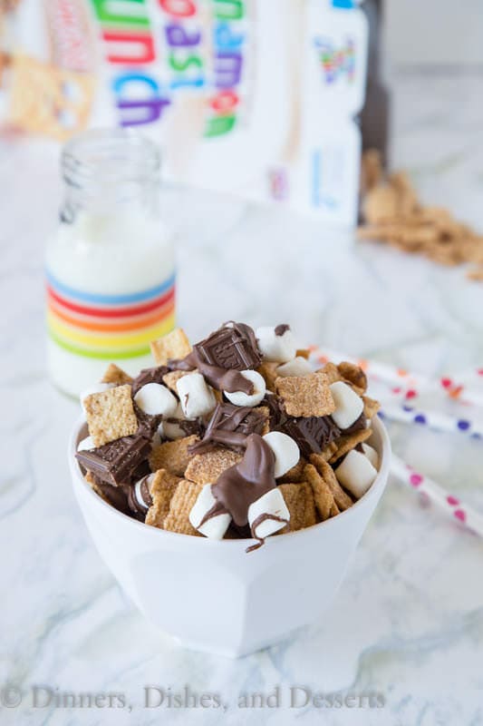 S'mores Snack Mix - a fun and easy way to enjoy classic s'mores anytime! Great for lunch boxes, after school snacks, late night cravings...you name it!