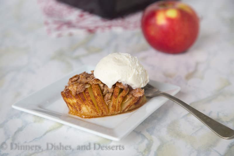 Hasselback Apples {Dinners, Dishes, and Desserts}