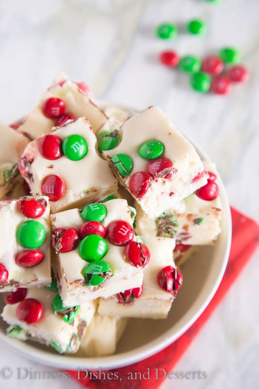 M&Ms White Chocolate Peppermint - Candy Blog