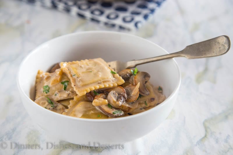 This beef stroganoff ravioli skillet is a quick and easy weeknight meal. All you need is one pan and 20 minutes!