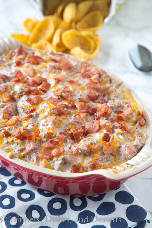 Bacon Cheeseburger Dip - all the flavor of your favorite bacon cheeseburger in an ooey, gooey, cheesy, dip. Great for game day, entertaining or just because!