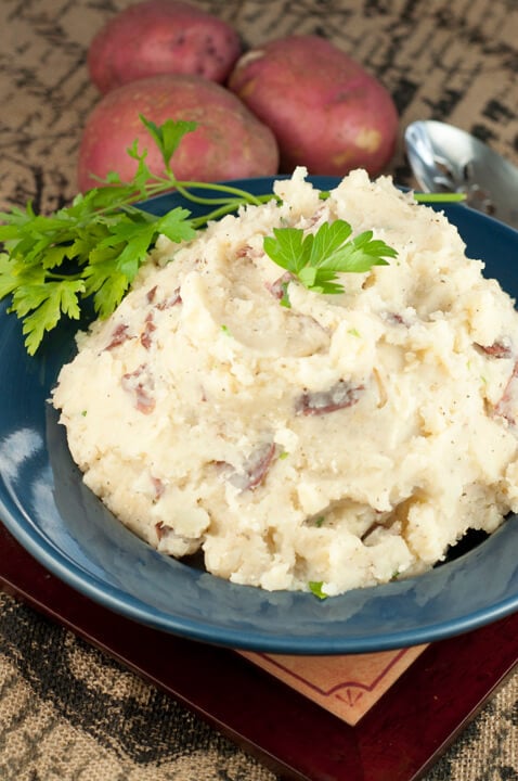 Slow Cooker Buttery Mashed Potatoes {Wishes and Dishes}