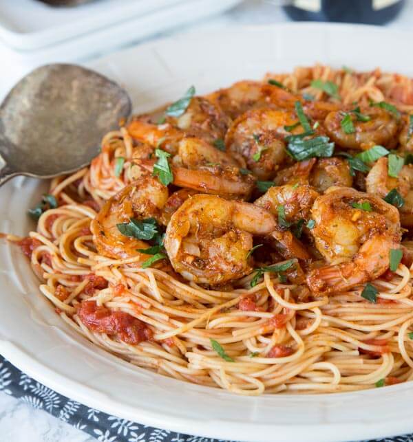 Blackened Shrimp Pasta - a quick and easy shrimp pasta dinner with homemade blackened seasoning for tons of unconfined flavor!