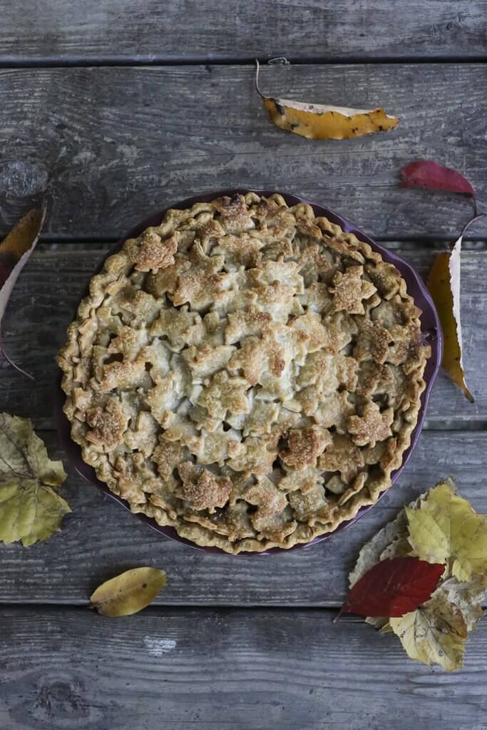 Maple Chai Apple Pie {Foodie with Family}