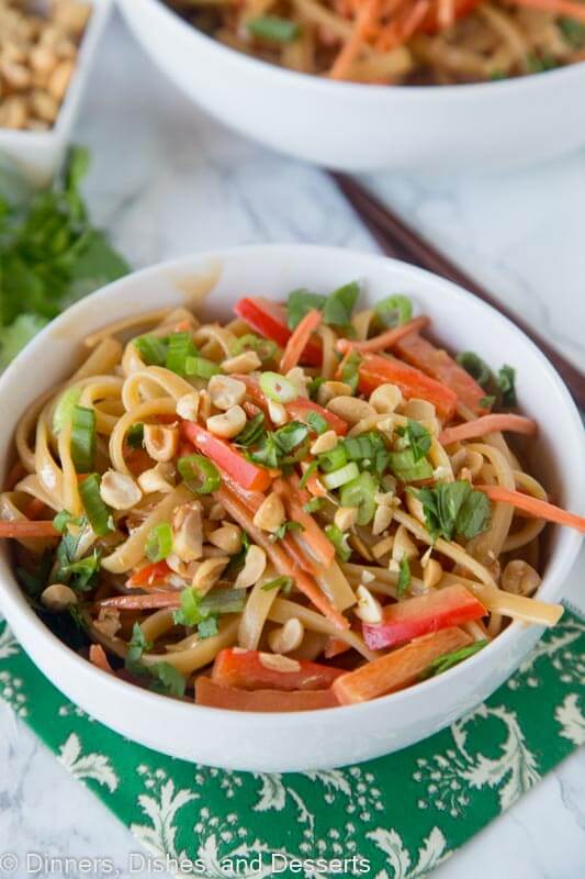 Thai Peanut Noodles - Super easy Asian noodles mixed with a creamy peanut butter sauce with bell peppers and carrots.