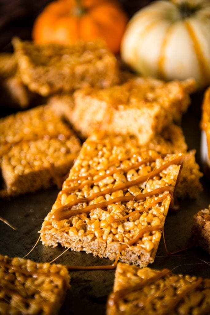 15 Minutes Pumpkin Spice Krispie Treats {Pass the Sushi}