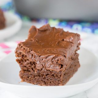Easy Homemade Brownies Recipe - an easy one bowl brownie recipe that are super fudgy, chocolately, and delicious!  