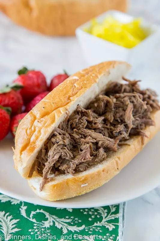 Italian Beef Sandwich - tender and juicy Italian Beef makes for a great weeknight meal.