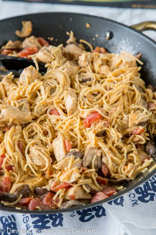 Tuscan Chicken Pasta - a super easy chicken pasta recipe that you can make any night of the week. Simple ingredients, just a few minutes, and dinner is done. 