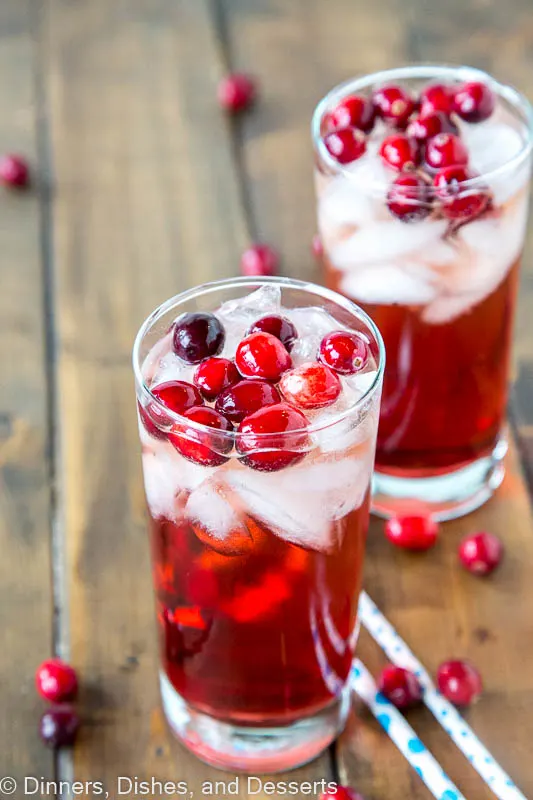 Holiday Wine Spritzer - a white wine spritzer with a holiday twist