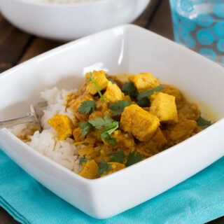 Chicken Curry Recipe - Get curry chicken in minutes with this easy and tasty recipe