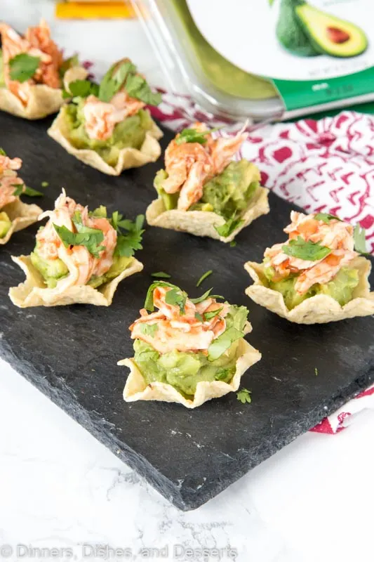 tortilla chips filled with avocado and chicken