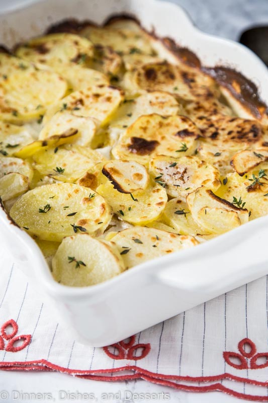 scalloped potatoes in a dish