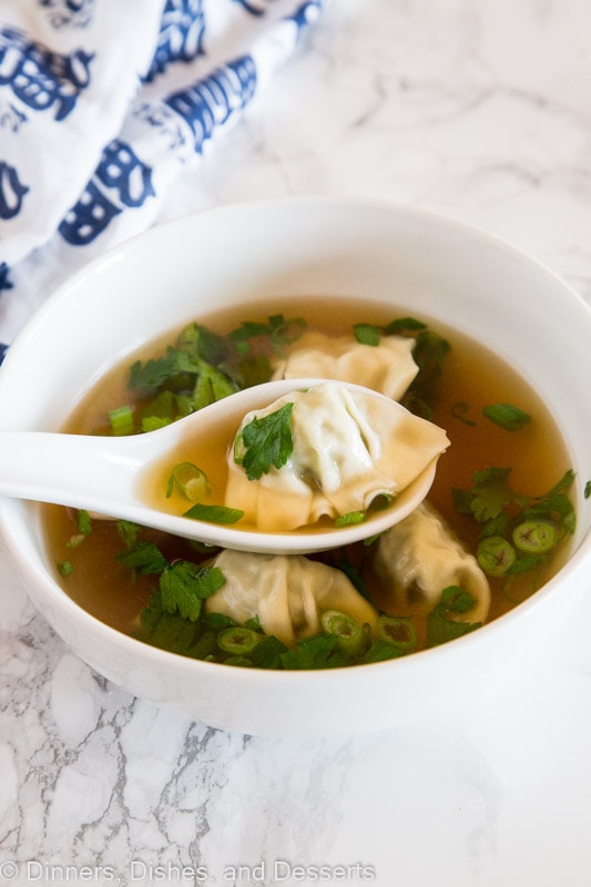 A bowl of soup, with Wonton and Dumpling