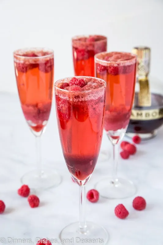 The perfect brunch cocktail - raspberry mimosas