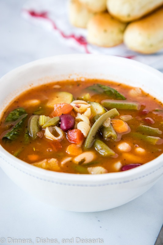 Copycat Olive Garden Minestrone Soup recipe