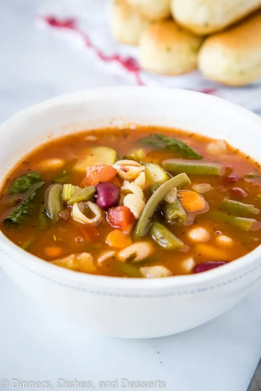 Copycat Olive Garden Minestrone Soup recipe