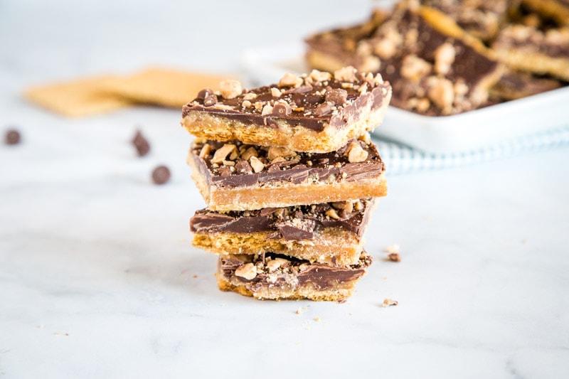 Easy Graham Cracker Toffee - everyone goes crazy for this Christmas Cracker every year! Super easy to make, buttery, crispy and down right addicting! 