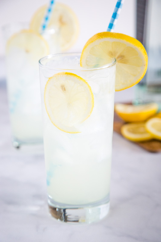 Classic gin cocktail with lemon juice, simply syrup, gin and club soda