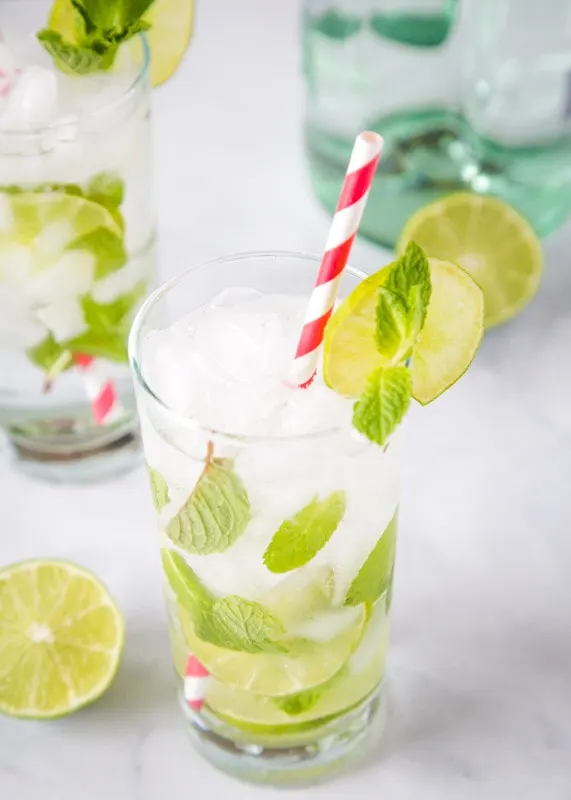 Need a refreshing cocktail. This mojito recipe is just 5 ingredients, super simple, and absolutely delicious.
