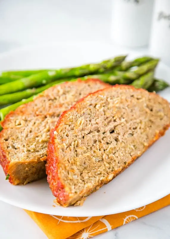 Easy meatloaf that is healthy and tasty.