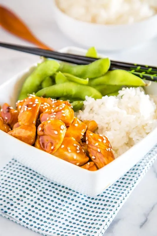 Get dinner on the table fast with these easy chicken teriyaki bowlsx