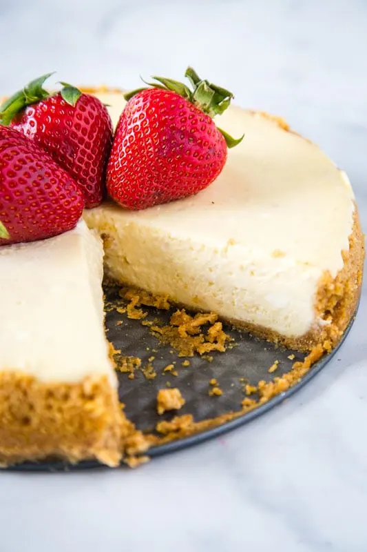 Cheesecake Instant Pot tastes just like the traditional!