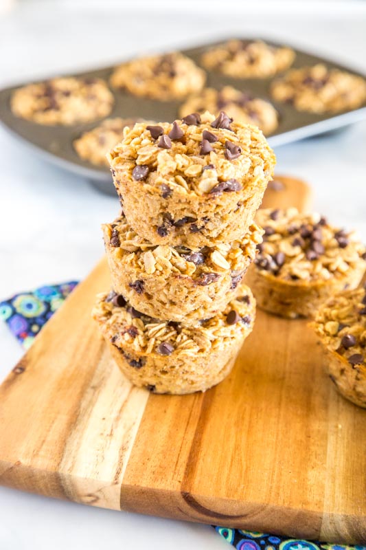 Single serve baked oatmeal in muffin cups. Make with chocolate chips and lots of recipe variation ideas