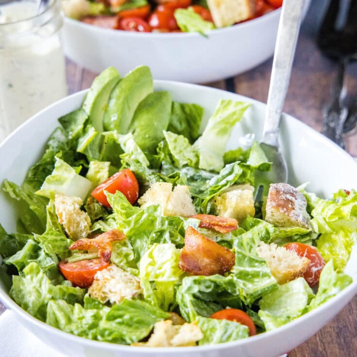 close up salat in a bowl