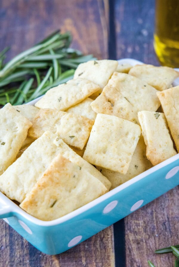 cropped in picture of rosemary crackers in a bowl