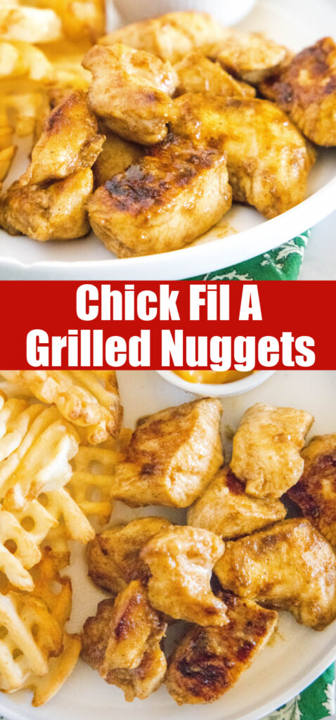 Close up chick fil a nuggets grillés et frites de gaufres sur une plaque blanche